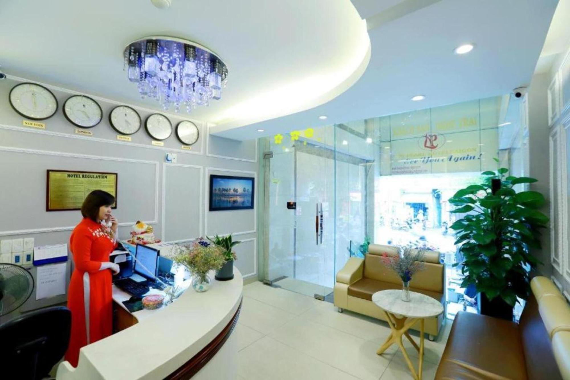 Hotel Lucky Star - Bui Vien Walking Street 3*